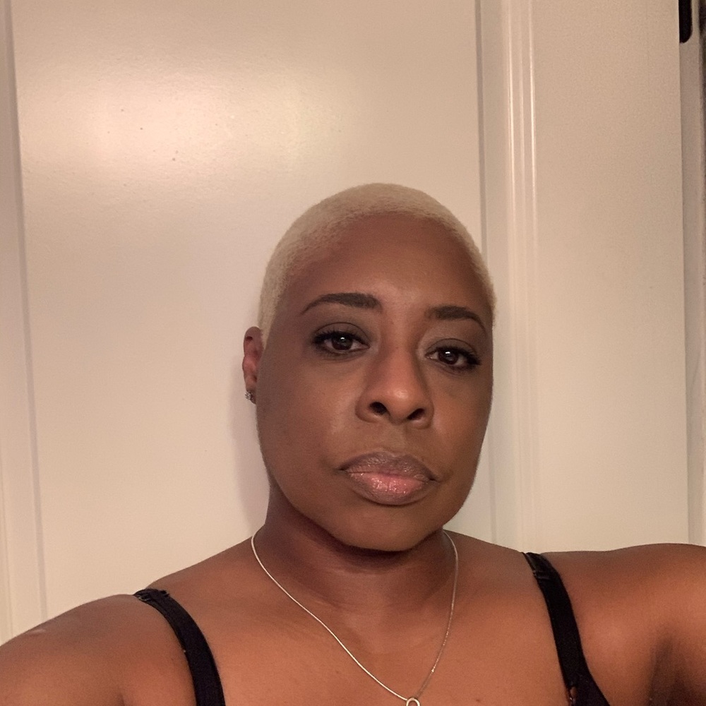 Meet your Posher, Shekita
